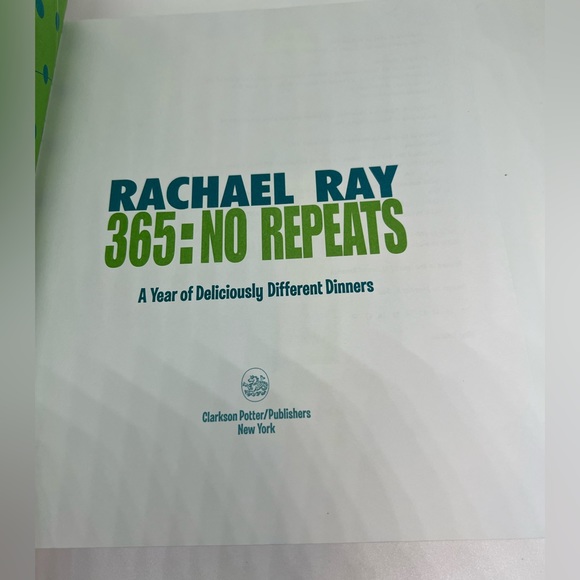 Rachael Ray 365: No Repeats 30 - Minute Meal Cookbook - Picture 5 of 9